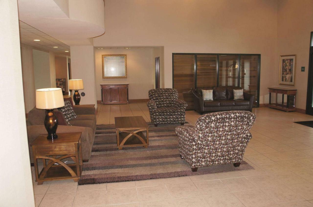 Hotel La Quinta By Wyndham Omaha Airport Downtown Carter Lake Exterior foto