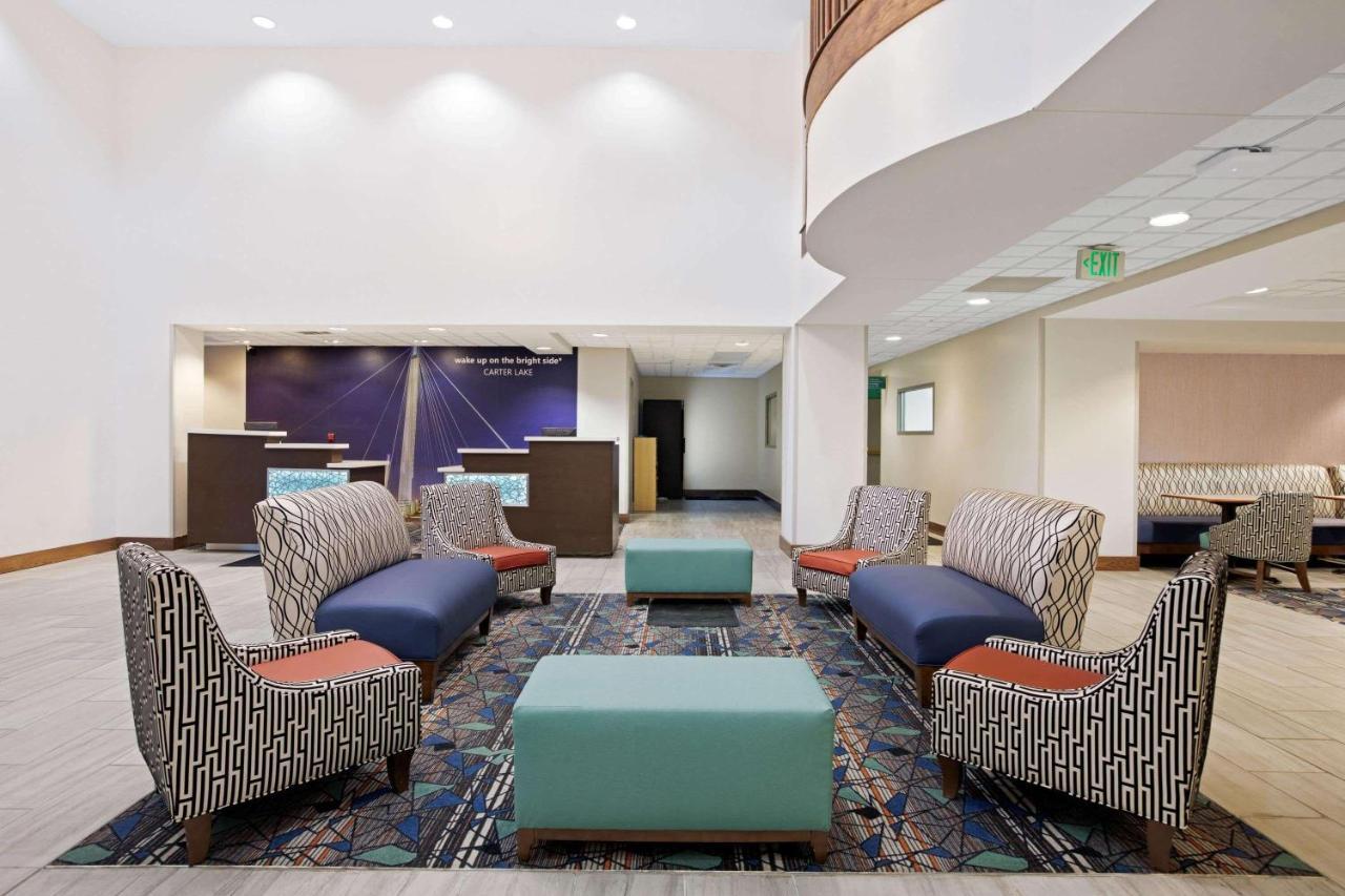 Hotel La Quinta By Wyndham Omaha Airport Downtown Carter Lake Exterior foto